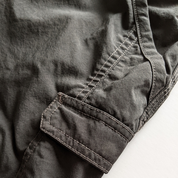 North Face Convertible Paramount Zip Off Pants - Picture 4 of 7